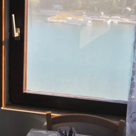 Sea View In Prvic Luka, 46m², Terrace