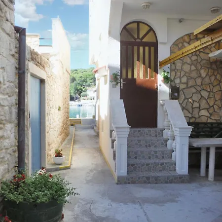 公寓 Sea View In Prvic Luka, 46m², Terrace *