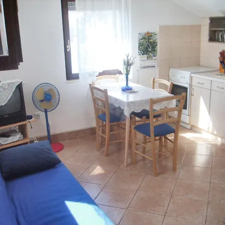 Apartmán One Bedroom At 1 M Away From The With Sea View Furnished Terrace And Wifi Prvić Luka