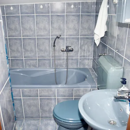 公寓 Sea View In Prvic Luka, 46m², Terrace