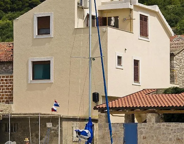 Appartement Sea View In Prvic Luka, 46m², Terrace *