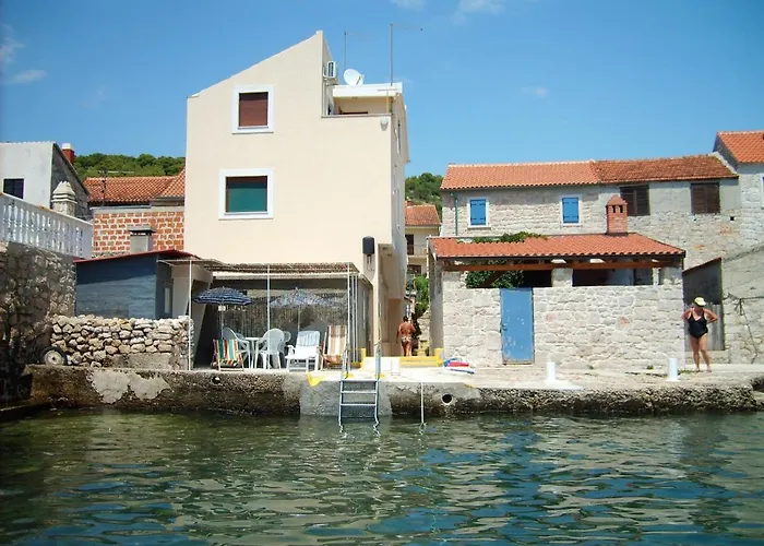 Sea View In Prvic Luka, 46m², Terrace * Prvić Luka