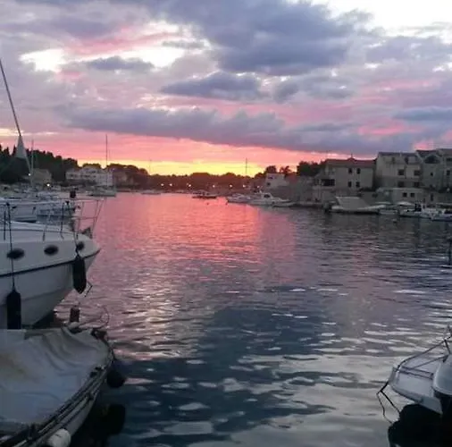 Appartement Sea View In Prvic Luka, 46m², Terrace Prvić Luka