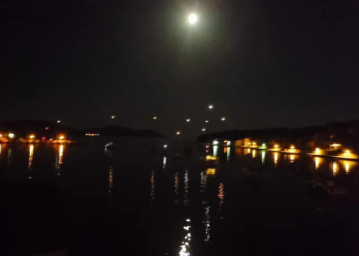 Appartement Sea View In Prvic Luka, 46m², Terrace Prvić Luka