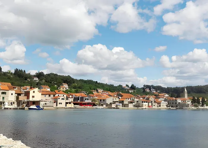 Sea View In Prvic Luka, 46m², Terrace *