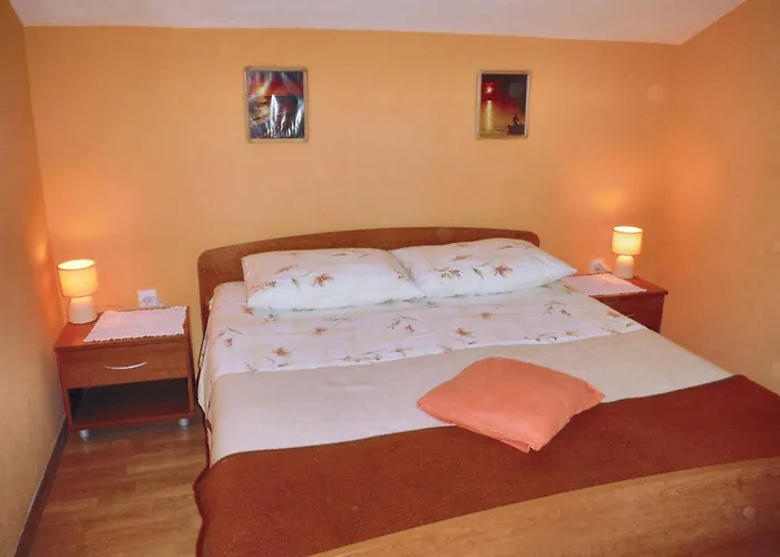 Sea View In Prvic Luka, 46m², Terrace Appartement *