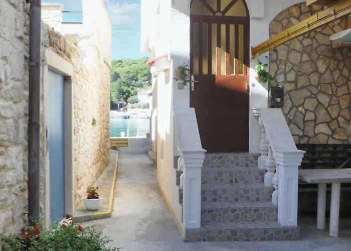 Appartement Sea View In Prvic Luka, 46m², Terrace *